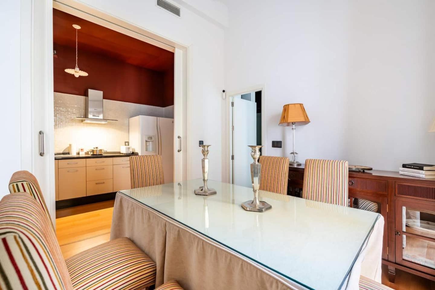 Komodo Sierpes: Bright & Classy Central Apartment Seville Exterior photo