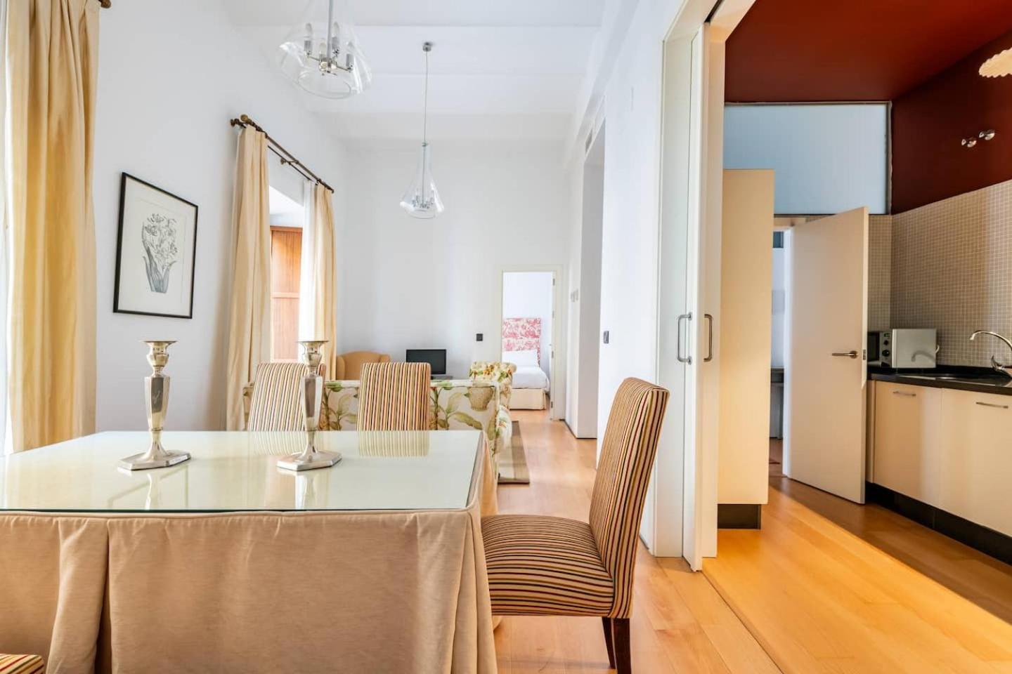 Komodo Sierpes: Bright & Classy Central Apartment Seville Exterior photo